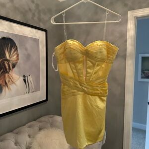 Elegant Yellow Strapless Corset Dress (hoco)